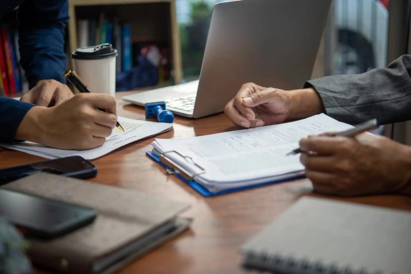 How To Proofread a Thesis: A Complete Guide