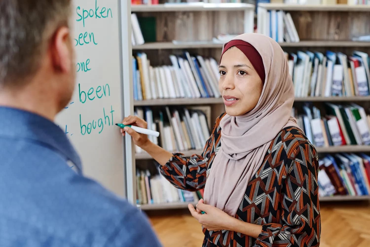 Arabic Translation Services: Your Guide to Ensuring  Accuracy and Avoiding Costly Mistakes